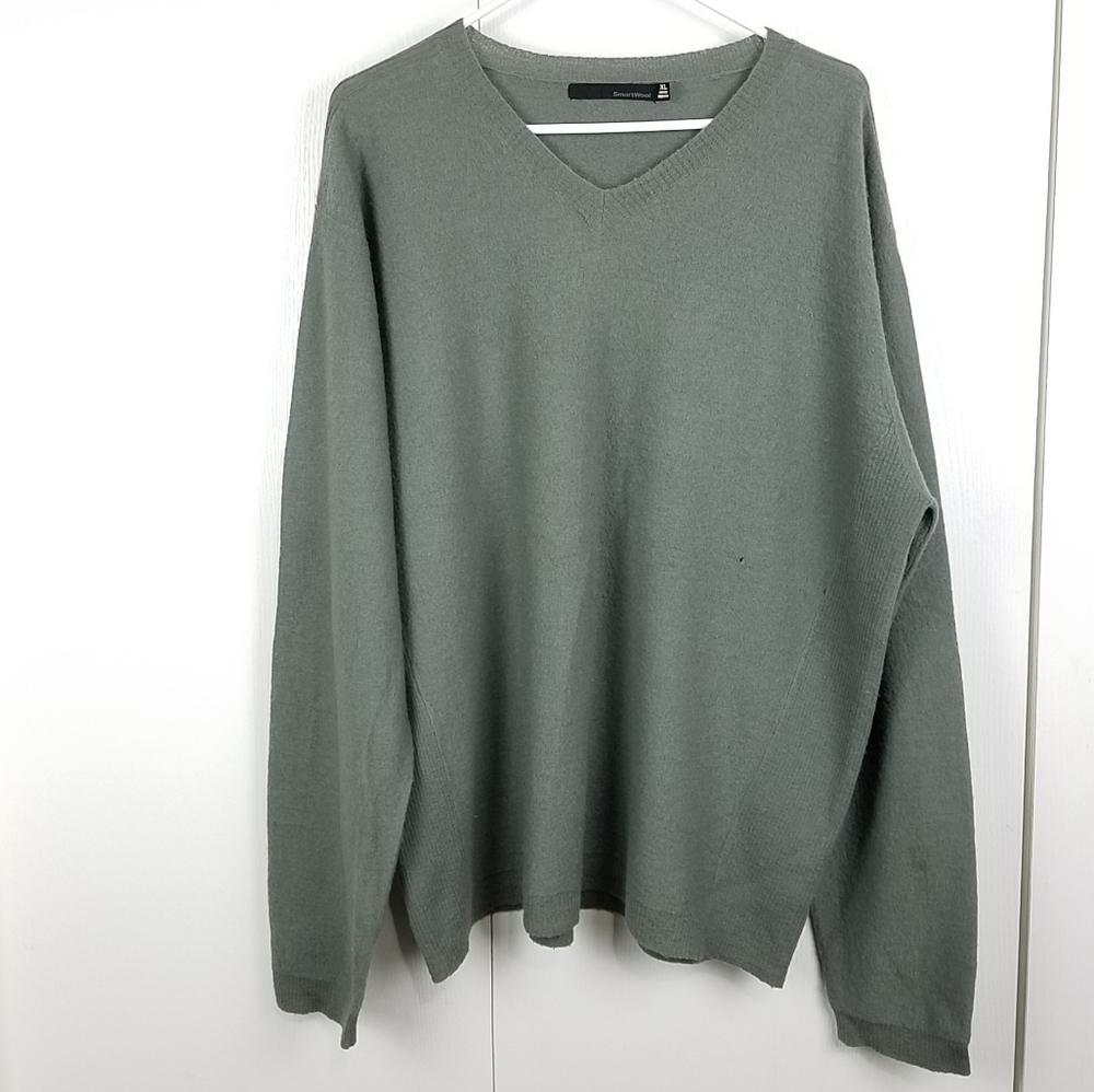 SmartWool v-neck sage green men's sweater size XL